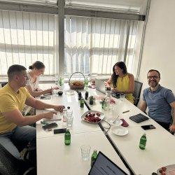 men-vestine-khaoticen